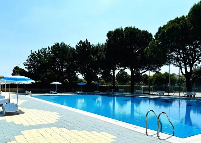 Lovely Flat With Patio Appartement Bibione