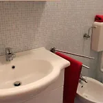 Lejlighed Lovely Flat With Patio *